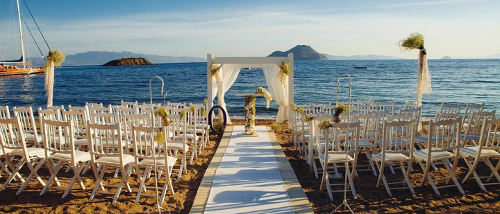 7 ROCKING REASONS FOR BEACH WEDDINGS IN TURKEY